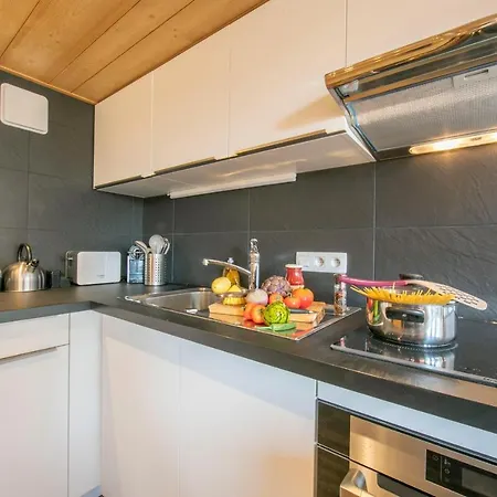 Sainte-foy-l'argentiere Sleeps 4 * Chamonix