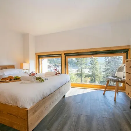 Sainte-foy-l'argentiere Sleeps 4 Chamonix